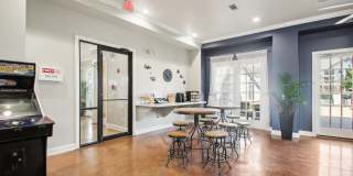 The Flats at MacArthur Gallery 19