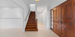 1961 NE 188th St Gallery 18