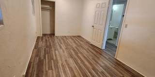 Clean 3 bedroom block home in Daytona! Gallery 14
