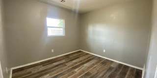 Charming 5 Bedroom House Gallery 11