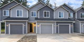 LIKE NEW TOWNHOME FOR RENT IN KALAMA - 193 Cloverdale Rd Unit C Gallery 1
