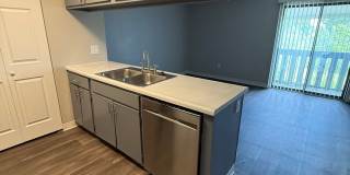River Walk Apartments Gallery 84