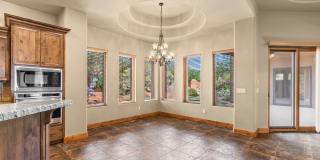 Beautiful Home in an Exclusive Gated Community Gallery 10