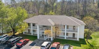 2 bedroom and 2 bathroom condo in Osage National Gallery 1