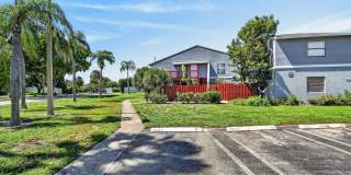 2-Bedroom, 1.5-Bath Condo with Community Amenities in Boynton Beach! Gallery 1