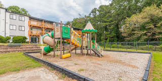 Pinewood Townhomes Gallery 33