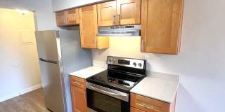 Laurel Park Gallery 3