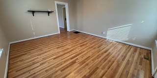 1 bed 1 bath Home Gallery 1