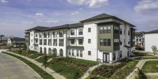 Modera Walsh Gallery 34