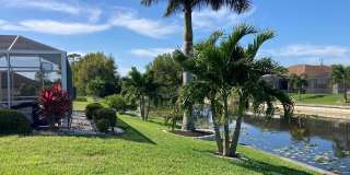 Short term FULLY FURNISHED vacation rental ,3/2 Pool Home on canal Gallery 4