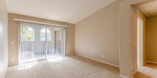 Laurel Canyon Apartment Homes Gallery 24