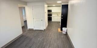 Newly renovated 2 bed next to Huntington Circle! Gallery 8