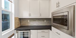 Beautiful three story live/work townhome in Westside Costa Mesa! Gallery 21