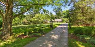 3 Bed 3 Bath - Potomac Falls Rambler - 2 Car Garage Gallery 28