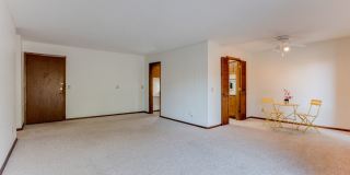 Wayzata Woods Gallery 19