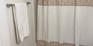 The Crest at Skyline Now offering up to 8 weeks FREE rent! Call today to schedule your tour: (480) 390-5392 Gallery 43