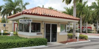 Country Club Towers Gallery 27