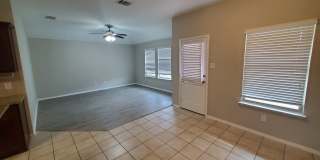 2432 French St Gallery 7