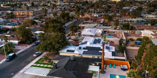 Vibrant, fully-furnished home near downtown with modern updates, pool & spa with flexible stay options! Gallery 59