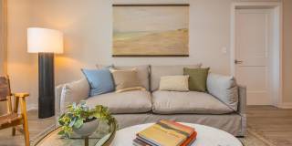 Middle Sound West Apartments Gallery 50