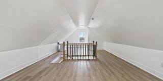 198 Oneida Street Gallery 11
