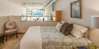 Beautiful 1 Bed 1 Bath in Denny Triangle Gallery 12
