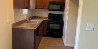 Beautiful townhome must see! ready to move in- Beautiful townhome must see! ready to move in- Gallery 1