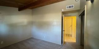 Spacious home near Bakersfield College  Bluffs! Gallery 7