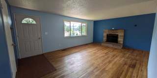 808 White Ave Gallery 8