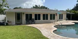 Beautiful 2/2 with dock and boat access Gallery 4