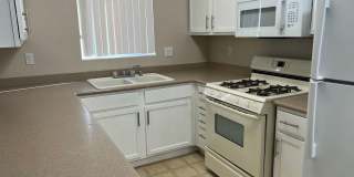 Henderson - 2 bedroom condo Gallery 5
