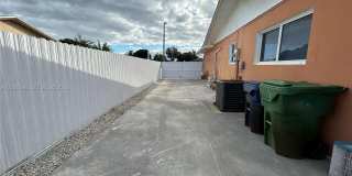 19102 NW 33rd Pl Gallery 36