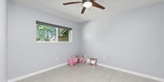 6368 LAKE BADIN AVENUE Gallery 17
