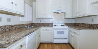 Riviera Vista Apartments Gallery 25