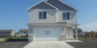 3 Bed 3 Bath Single Family Home Gallery 1