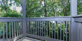 Oval Spring Apartments Gallery 51