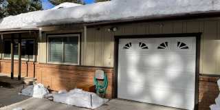 One level home with one car garage Gallery 1