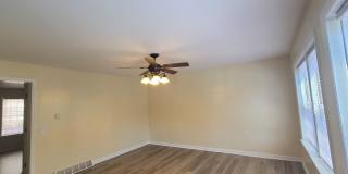 Newly Renovated - 2 Bedroom, 2.5 Bath Townhome Near Med Center - Available 08/05! Gallery 9