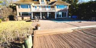 309 Lincoln Avenue Gallery 2