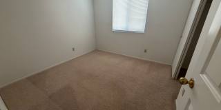 Hard to Find 4 Bedroom Single Story Gallery 30