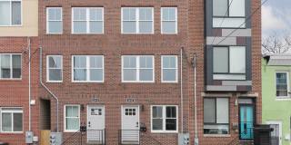 2057 East Rush Street - 1 Gallery 15