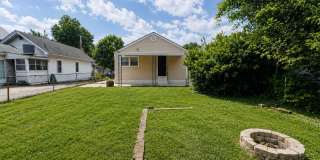 Charming Updated Home with Spacious Backyard in a Prime Louisville Location Gallery 18
