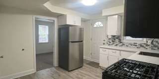 Now showing this updated 3BR 1.5 bath house! Gallery 29