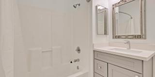 Excellent 2 Bed 2 Bath Condo - Completely Remodeled! Gallery 27