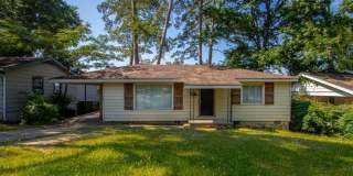 Charming 3-Bedroom Home in a Convenient Little Rock Location Charming 3-Bedroom Home in a Convenient Little Rock Location Gallery 21