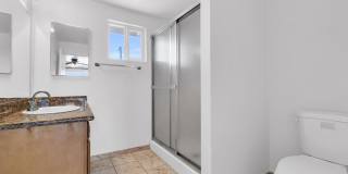 6 Bedrooms, 3 Bath,  Pool CLOSE TO ASU (Rural & Broadway) Gallery 41