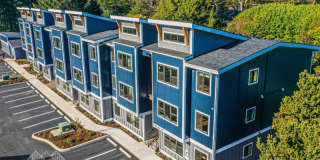 686 SE Hwy 101 - 207 Gallery 1