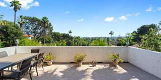 1.5 Bedrooms - 1.5 Bathrooms Split Level House -  Mt. Helix Artist’s Colony Executive Rental Gallery 12