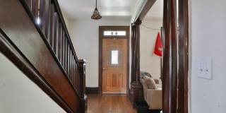 GREAT OSU SOUTH CAMPUS LOCATION - Ridiculously Nice back deck and off-street parking for everyone Gallery 14