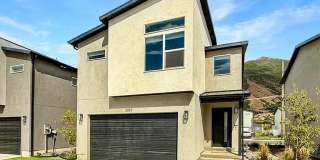 3923 South White Ash Drive Gallery 1